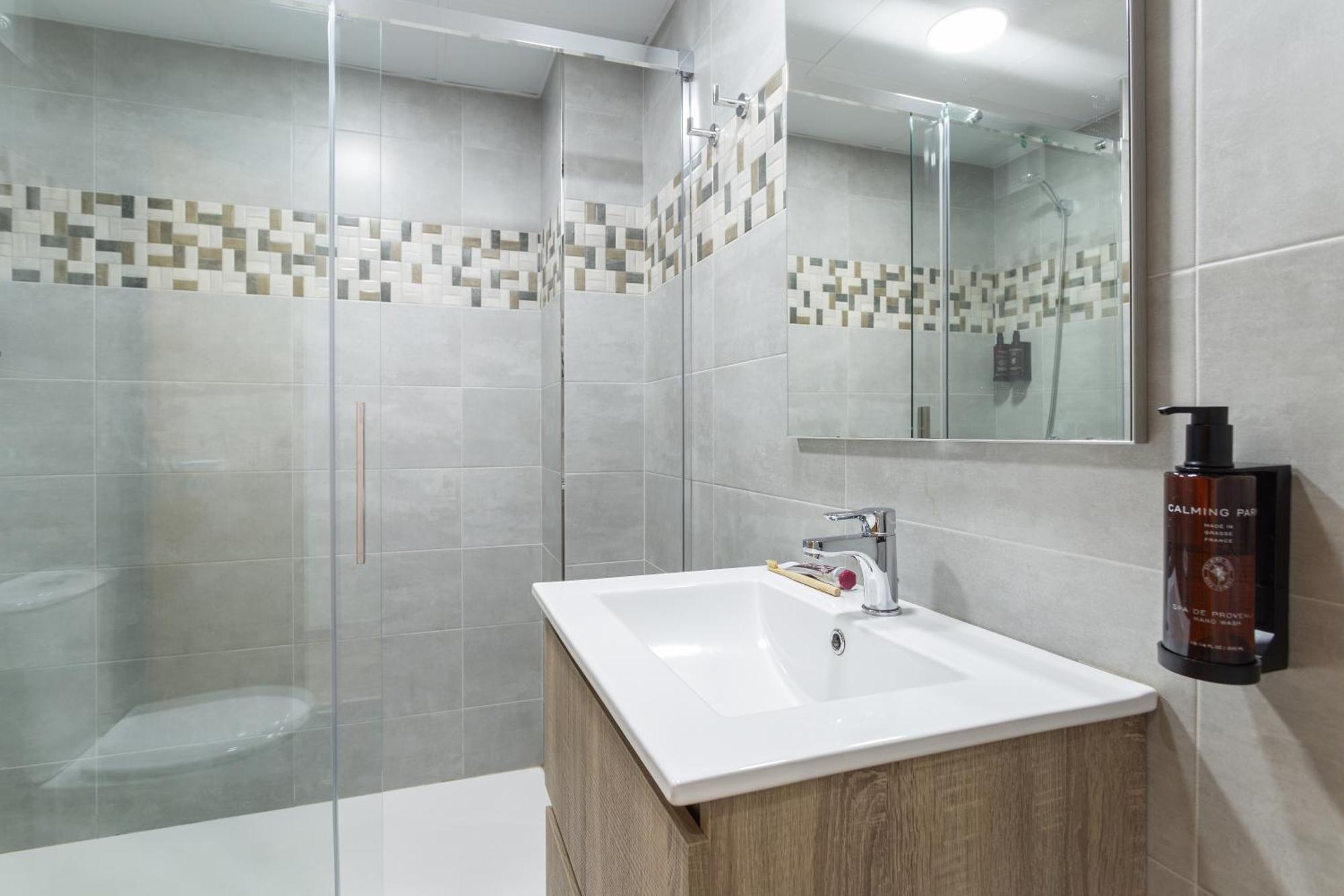 Vigo Bay Apartments By Olala Homes Luaran gambar